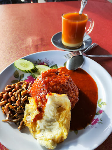 Roti jala gergasi by yus @ warung family corner Roti jala gergasi by yus @ warung family corner