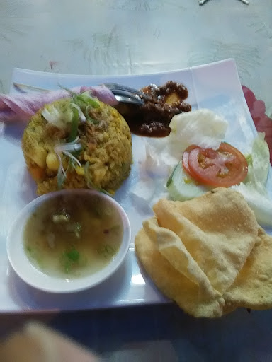 Restoran Nasi Lemak sambal sotong Triple A