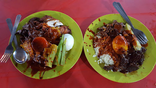 Nasi Lemak Royale @Anak Bukit