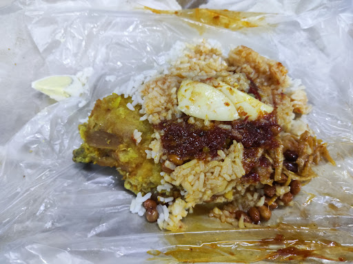 Nasi Lemak Beratur Maluri Nasi Lemak Beratur Maluri