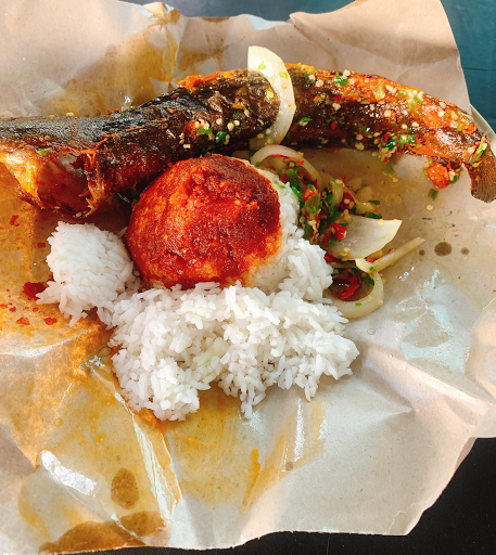 Che Nah Dapoq Kukus - Nasi Ayam GH Penang