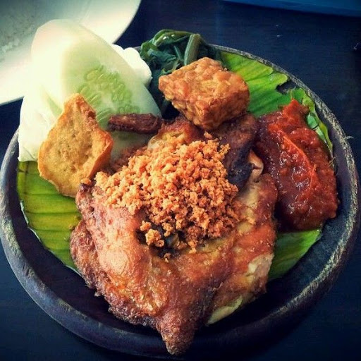 Warung Ajaib Nasi Bajet Pak Hassan @ Warung River Corner Warung Ajaib Nasi Bajet Pak Hassan @ Warung River Corner