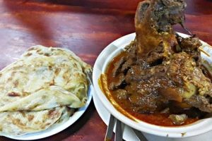 Lie Roti Canai & Kari Gear Box