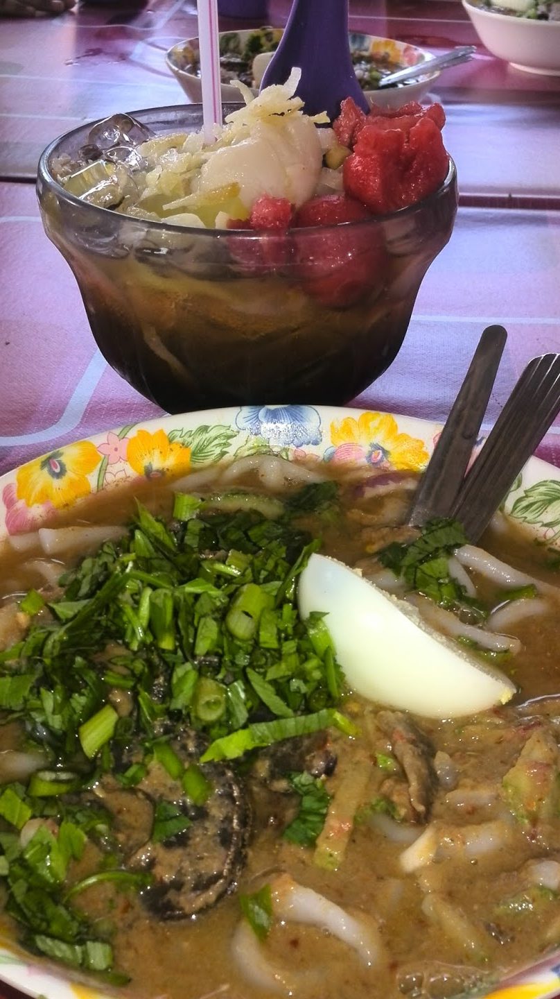 maksu laksa dapur arang