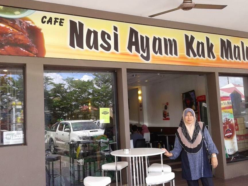 Nasi Ayam Kak Mala 1 nasi ayam kak mala
