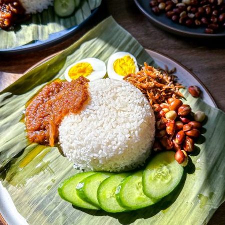 Nasi Lemak Arau Kak Milah 1 nasi lemak arau kak milah