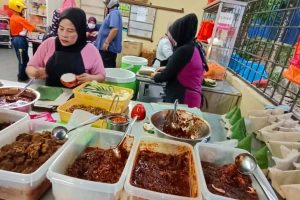Nasi Lemak Cik Nah