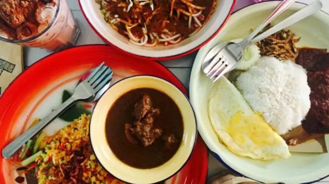 Nasi Lemak di Langkawi, Malaysia: 10 Kedai Terbaik yang Wajib Dicuba 1 nasi lemak di langkawi malaysia 10 kedai terbaik yang wajib dicuba