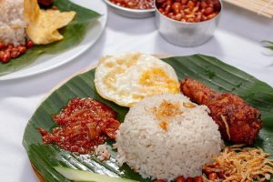 Nasi Lemak di Putrajaya, Malaysia: 10 Lokasi Wajib Cuba Sarapan Pagi 15 Nasi Lemak di Putrajaya, Malaysia: 10 Lokasi Wajib Cuba Sarapan Pagi