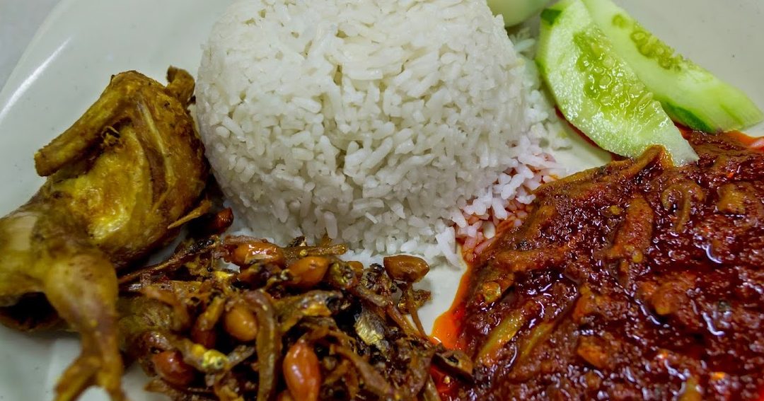 Nasi Lemak di Tanah Merah, Malaysia: 10 Gerai Legenda Paling Sedap Wajib Cuba 1 nasi lemak di tanah merah malaysia 10 gerai legenda paling sedap wajib cuba