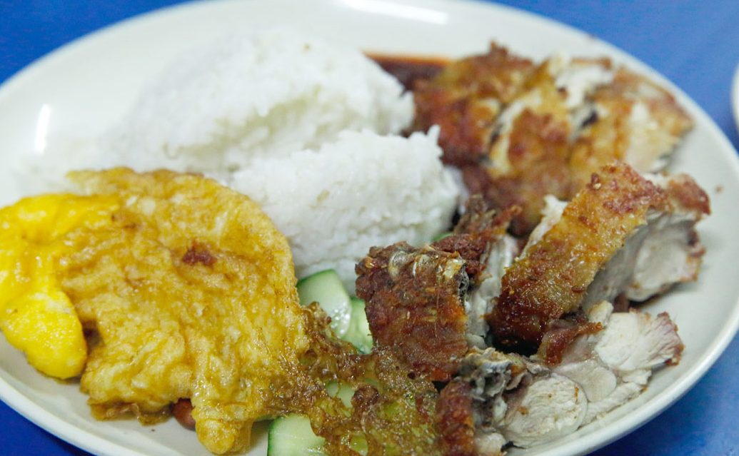 Nasi Lemak Lori 1 nasi lemak lori