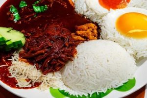 NASI LEMAK MAYA