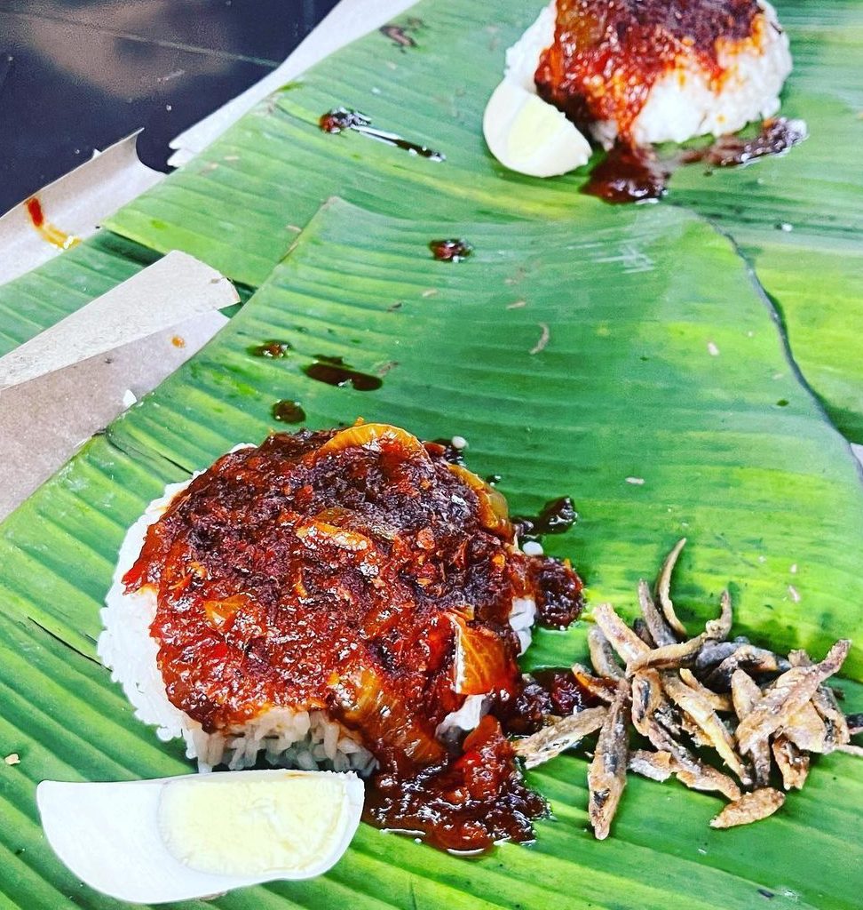 nasi lemak mek sambal warisan