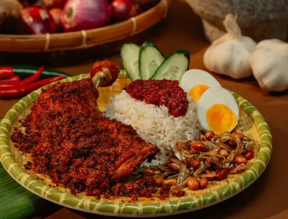 Nasi Lemak Sambal Lesung 1 nasi lemak sambal lesung