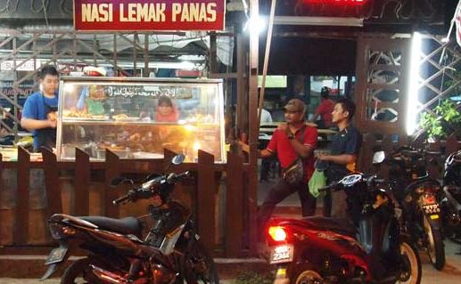 Warung Nasi Lemak Pakya 1 warung nasi lemak pakya